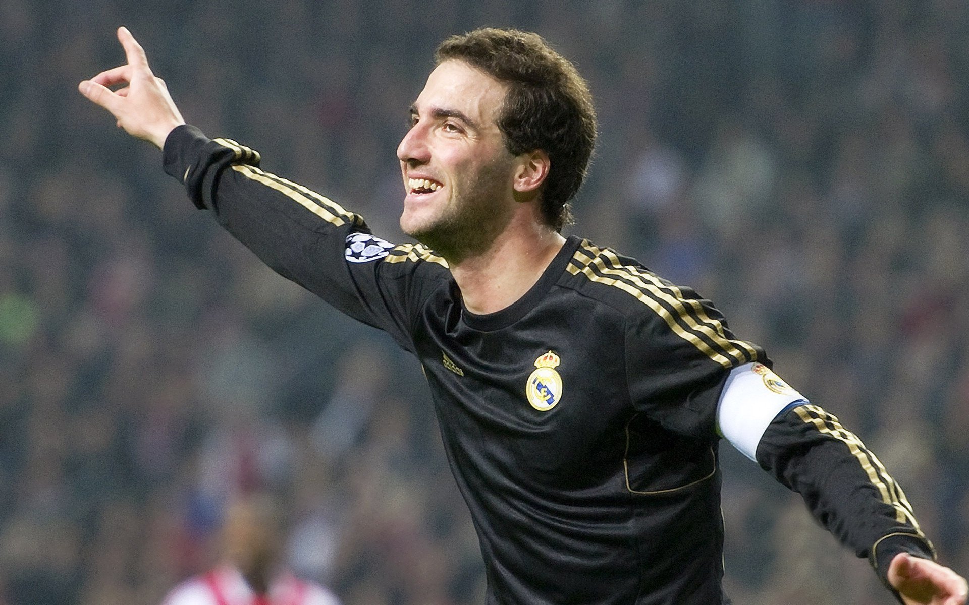 迪巴拉一锤定音，皇马带走土耳其新星背后的战术革命